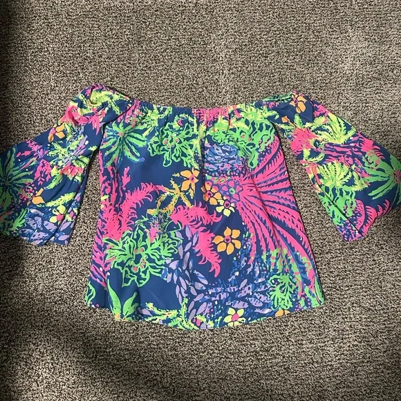 Lily Pulitzer Off the Shoulder Top - Picture 5 of 6